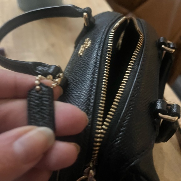 EUC Coach x PAC-man Limited edition micro bennett satchel - Picture 4 of 10